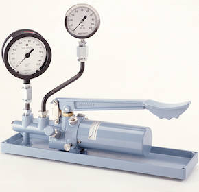 1327D Pressure Gauge Comparator
